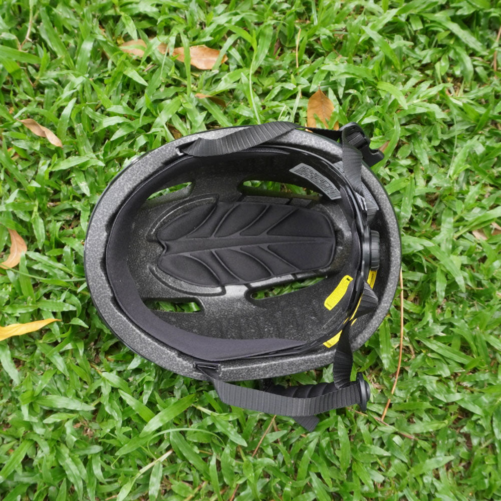 Casque de vélo intégralement moulé Vakole avec lunettes magnétiques